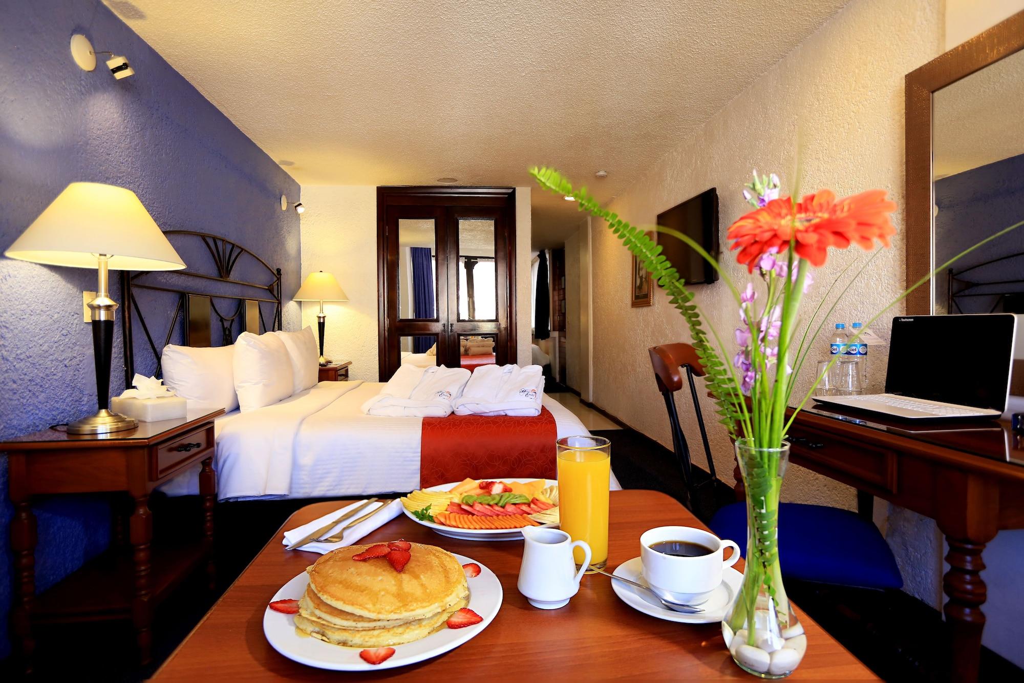 Hotel Emily Pachuca エクステリア 写真