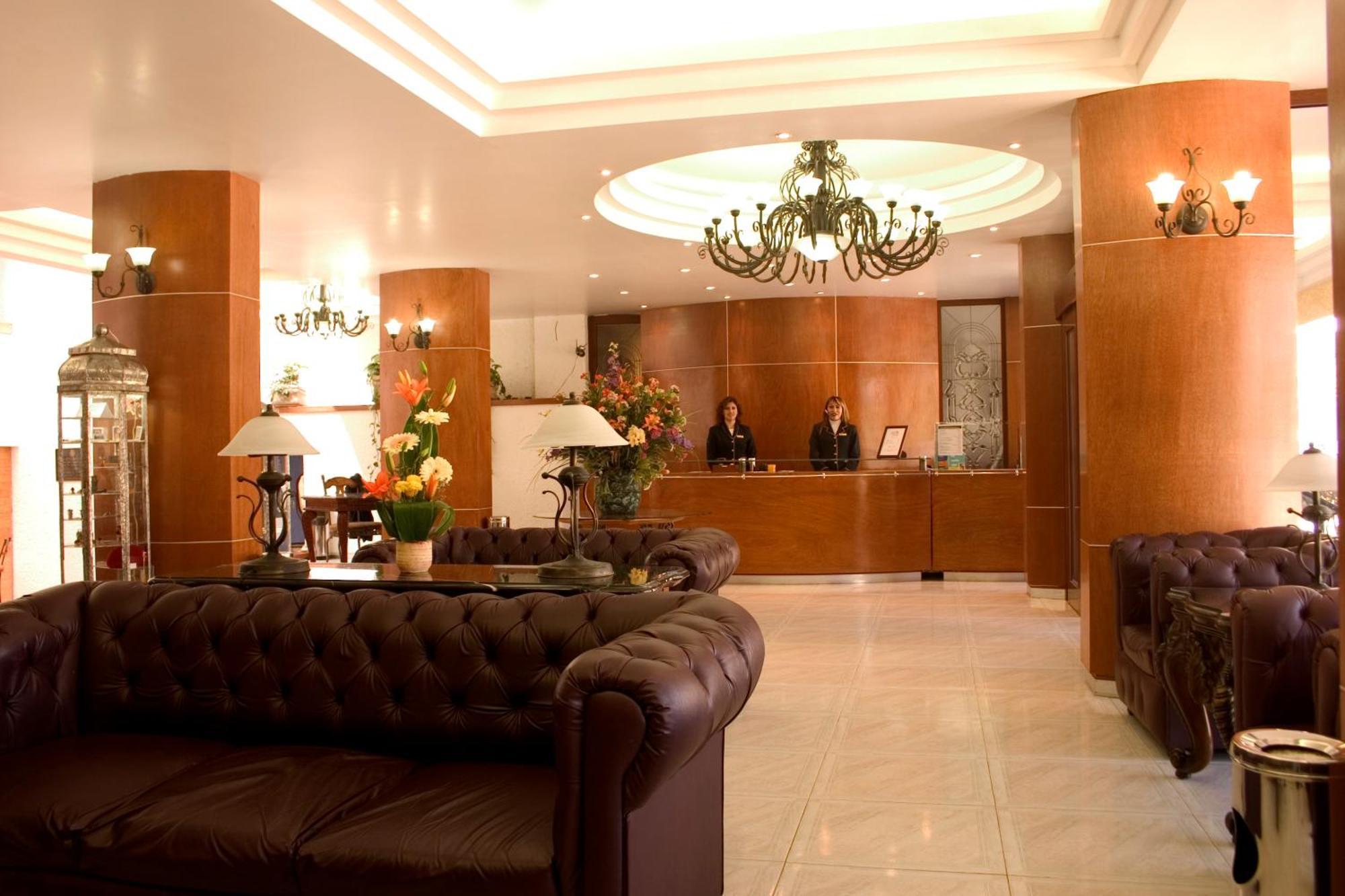 Hotel Emily Pachuca エクステリア 写真
