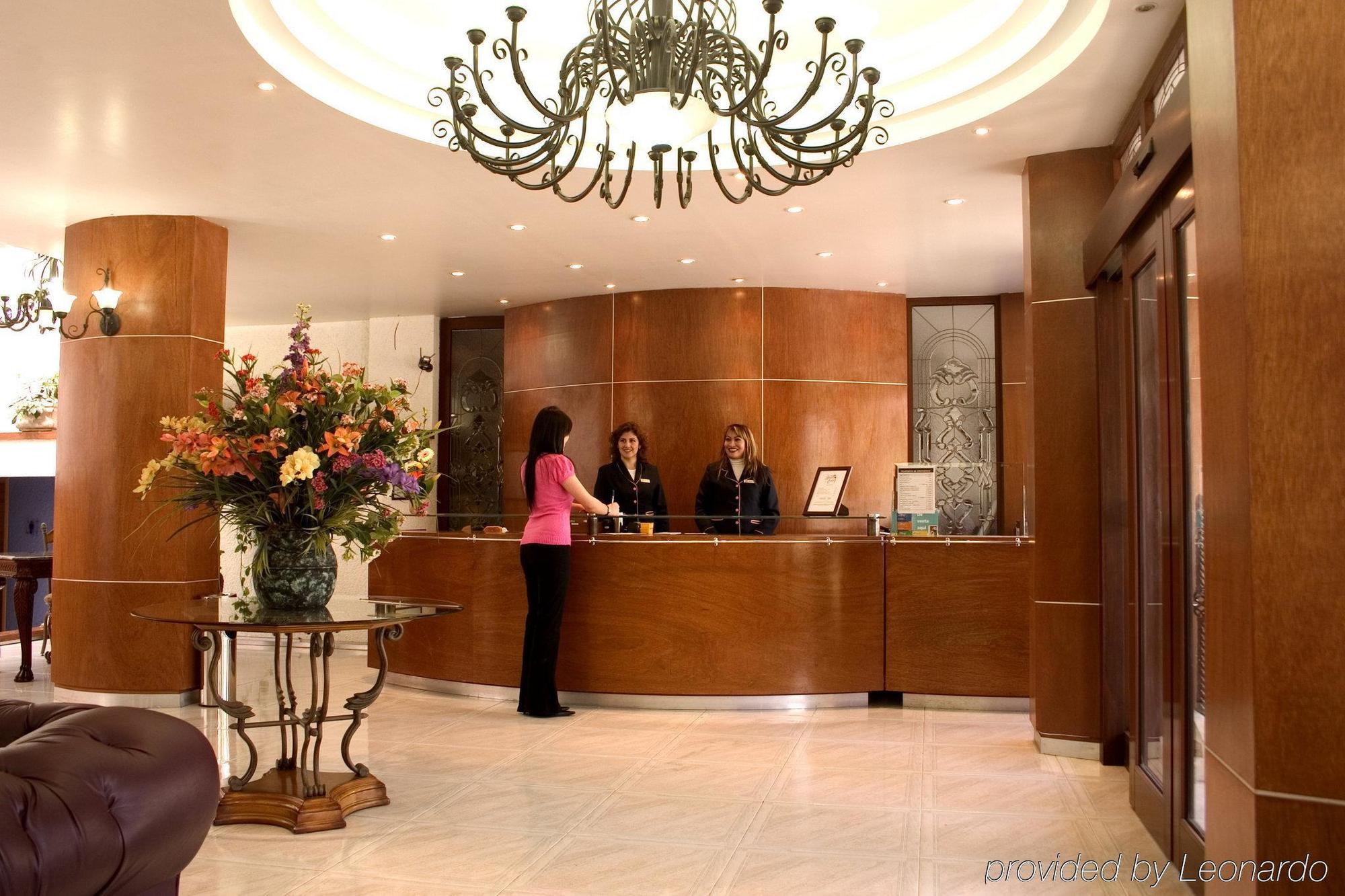 Hotel Emily Pachuca インテリア 写真